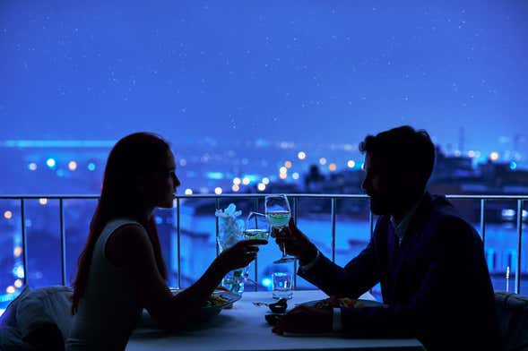 Dîner-croisière et musique en direct